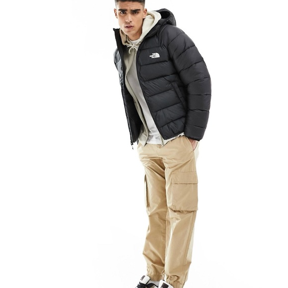 The North Face puffer coat - Picture 3 of 8